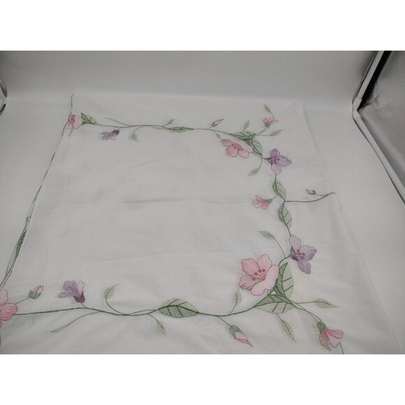 Floral Embroidered Cutout Colorful Tablecloth 66” X 80” Pastel Spring Easter SEE - Picture 7 of 10